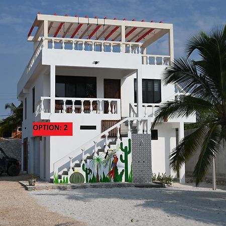 La Casa Del Mexicano Celestun Exterior photo